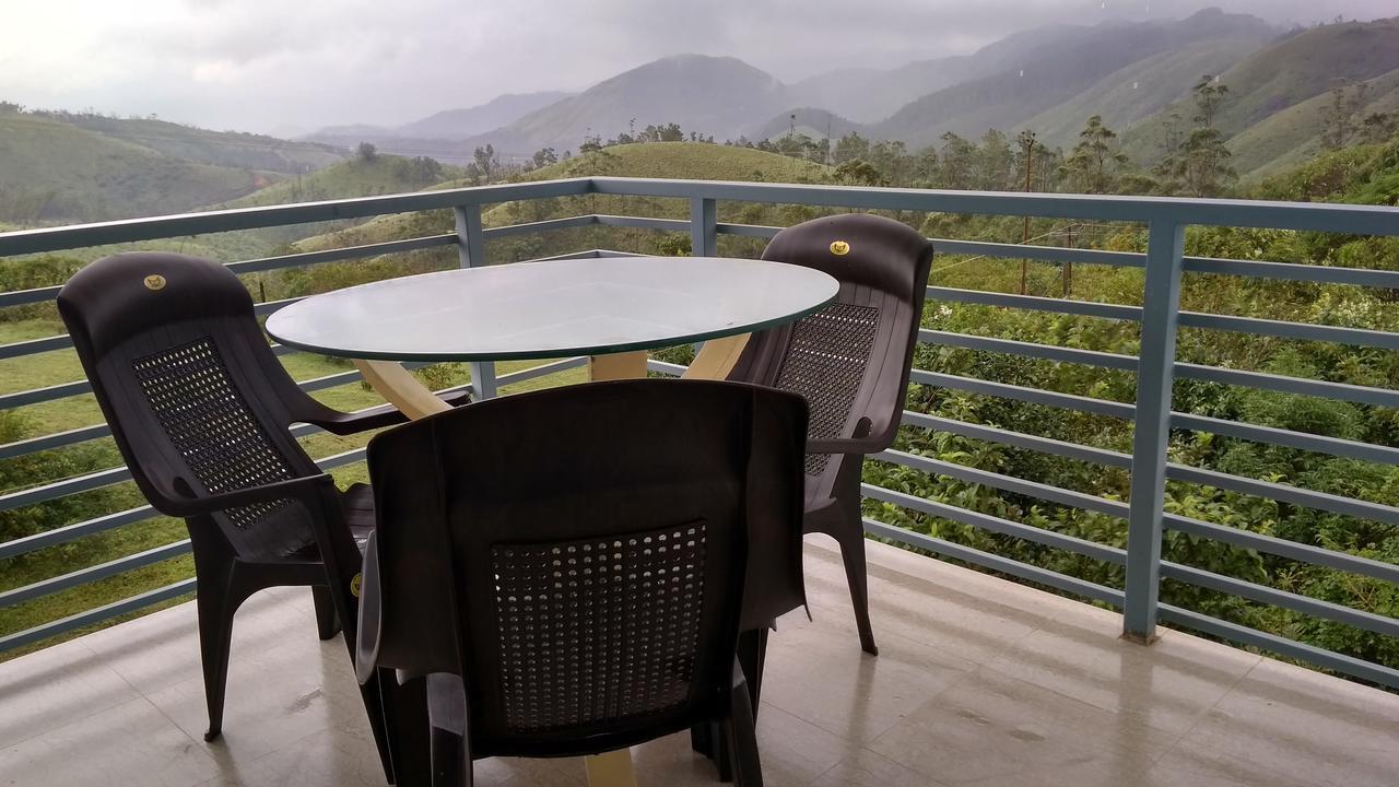 Vagamon Clouds Hotel Exterior foto
