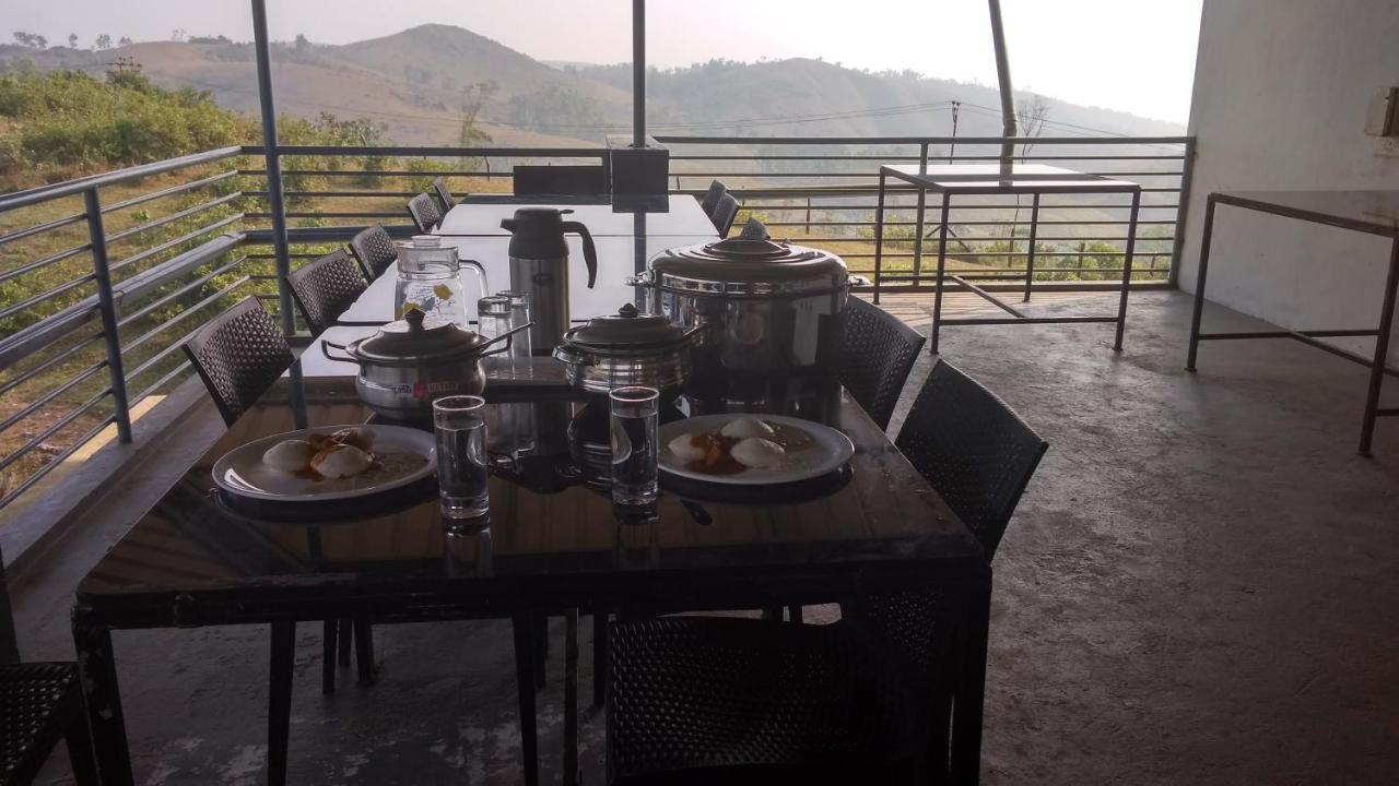 Vagamon Clouds Hotel Exterior foto